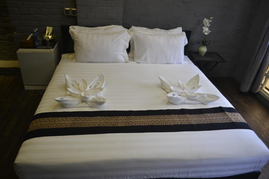 โฮเต็ลแอทย่างกุ้งเฮอริเทจ Hotel ภายนอก รูปภาพ