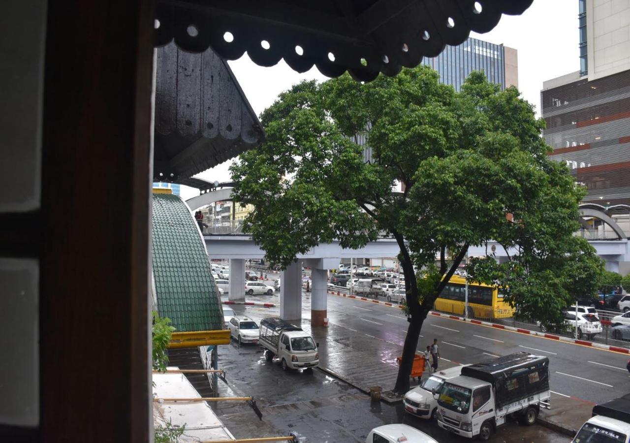 โฮเต็ลแอทย่างกุ้งเฮอริเทจ Hotel ภายนอก รูปภาพ